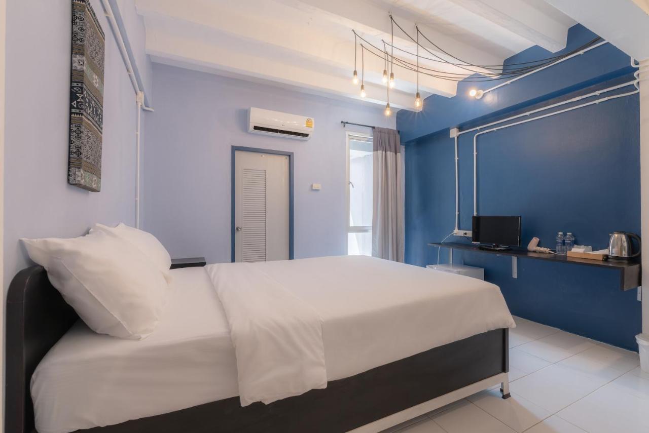Bedgasm Hotel X Cafe Nimman Chiang Mai Esterno foto