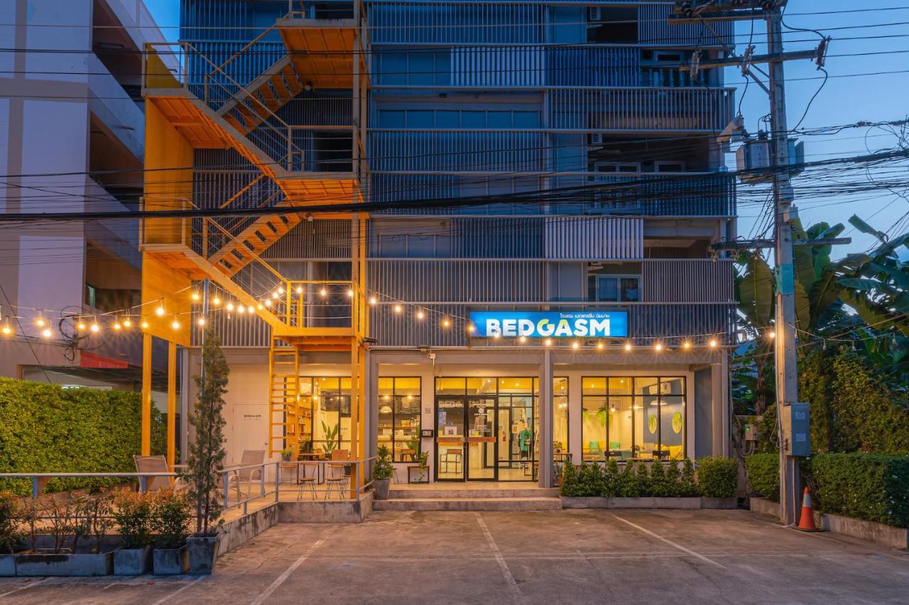 Bedgasm Hotel X Cafe Nimman Chiang Mai Esterno foto