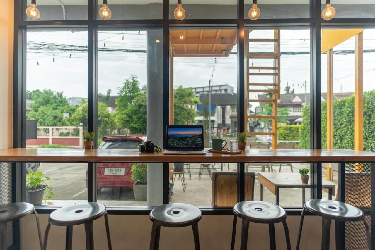 Bedgasm Hotel X Cafe Nimman Chiang Mai Esterno foto