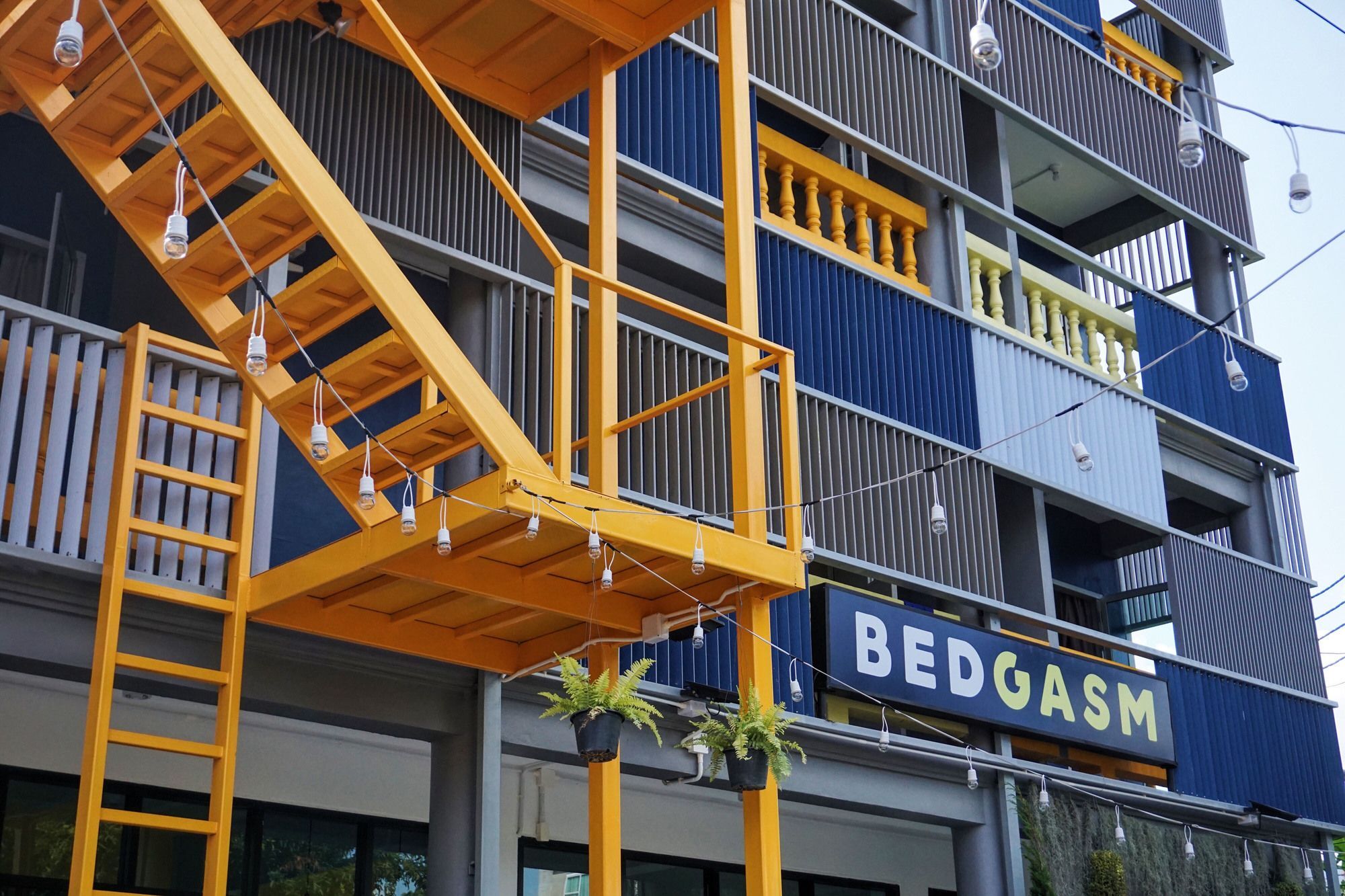 Bedgasm Hotel X Cafe Nimman Chiang Mai Esterno foto